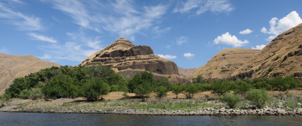 A gorgeous landscape photo of a rock formation along the Salmon River.